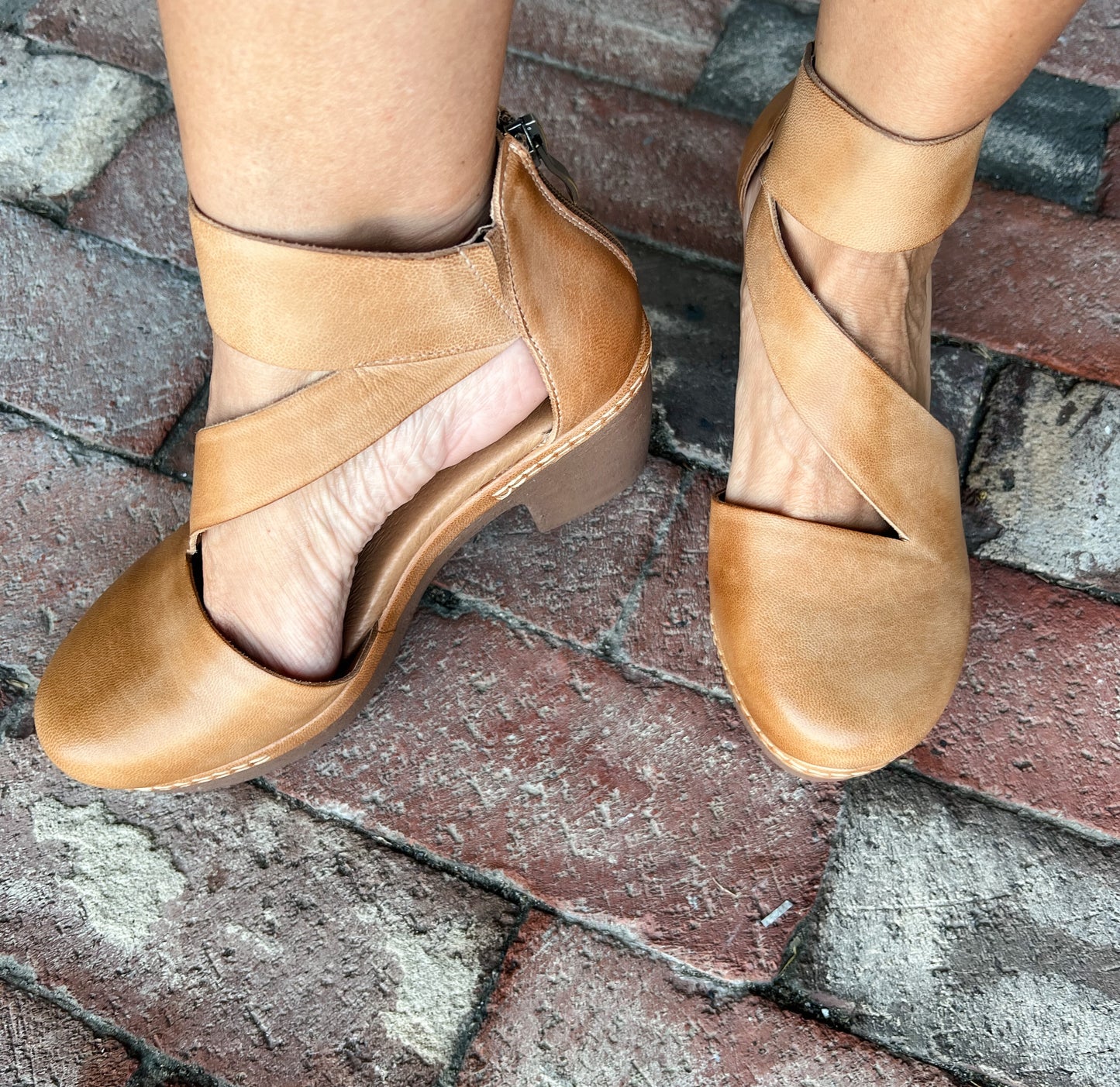 Antelope Shae Wedges