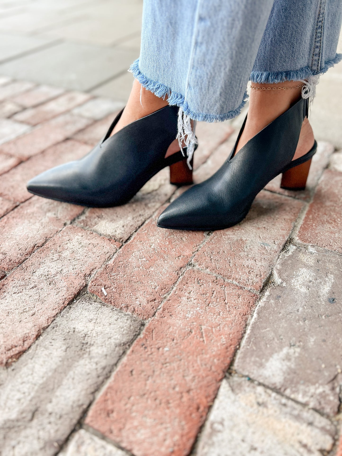 Antelope Hedda Block Heel Mules