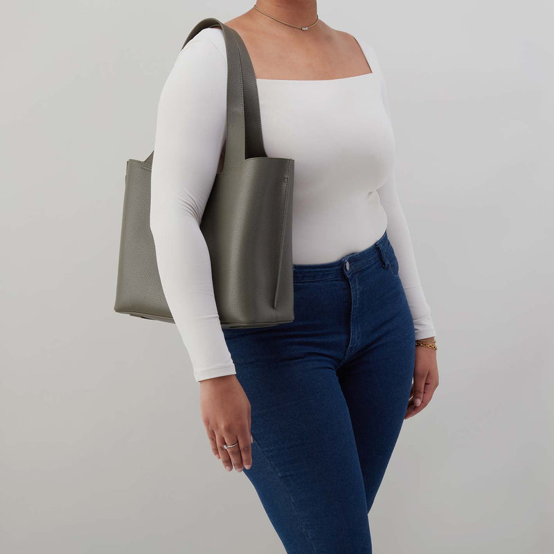Hobo: Vida Tote - Desert Palm