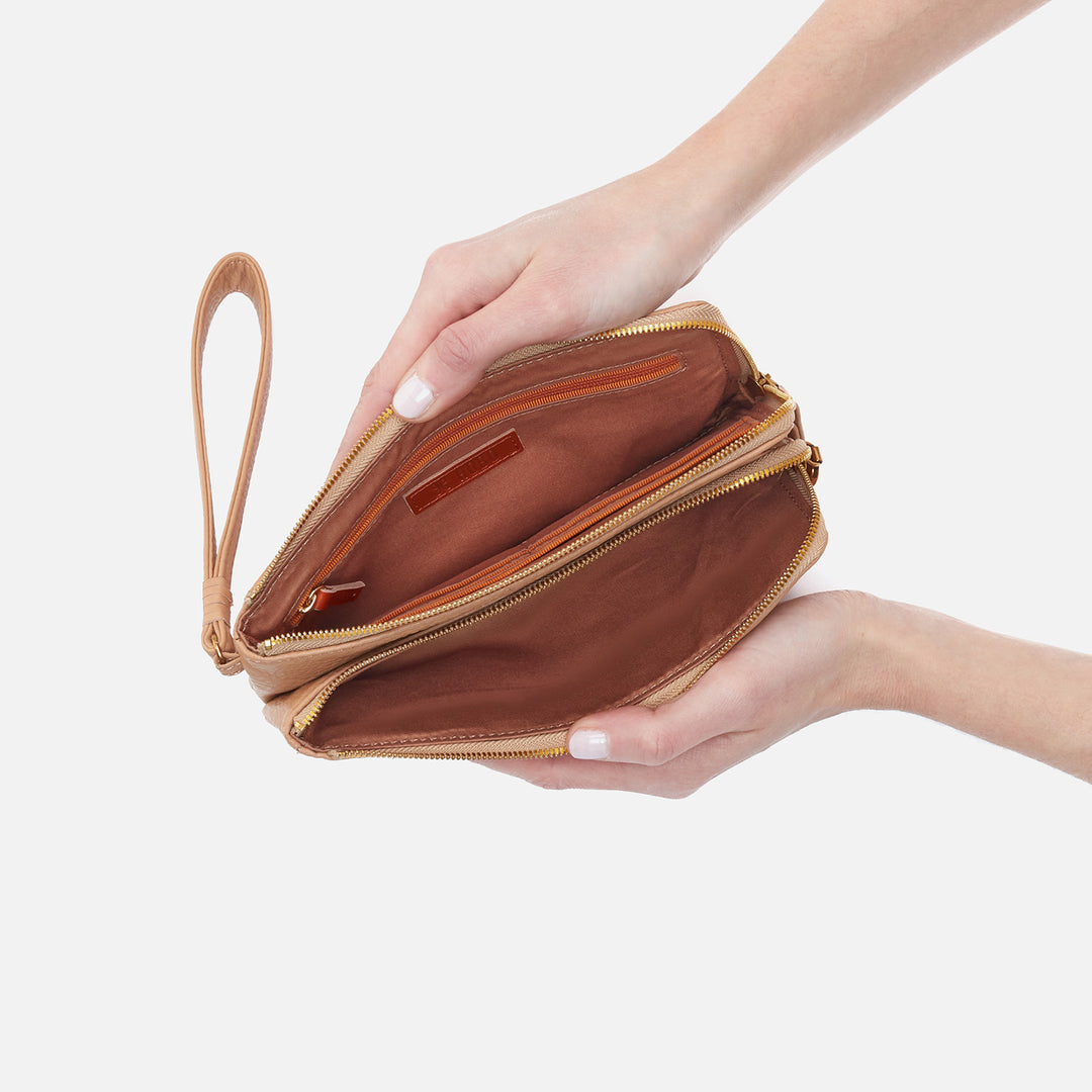 Hobo Dayton Wristlet - Sandstorm