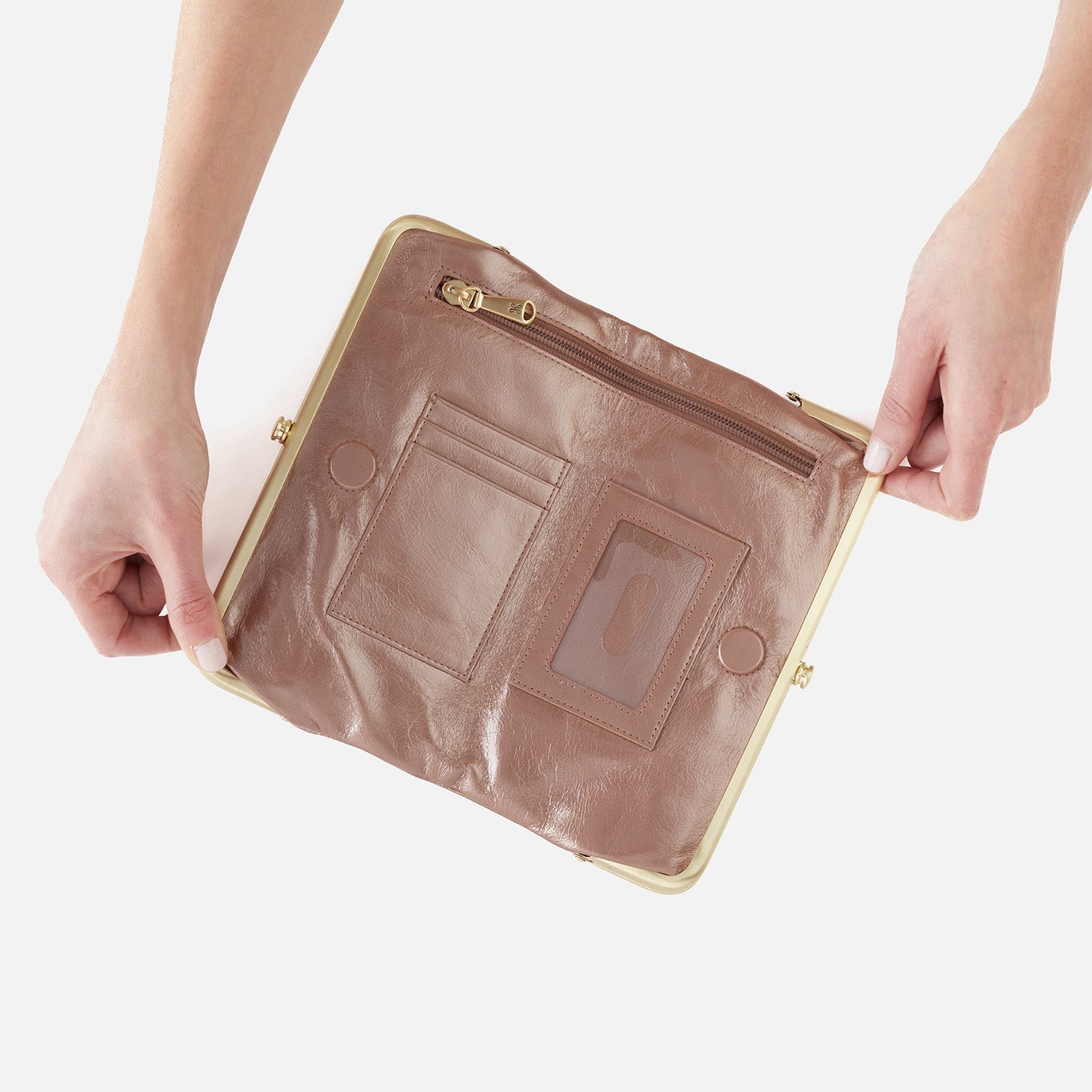 Hobo Lauren Clutch-Wallet - Cameo