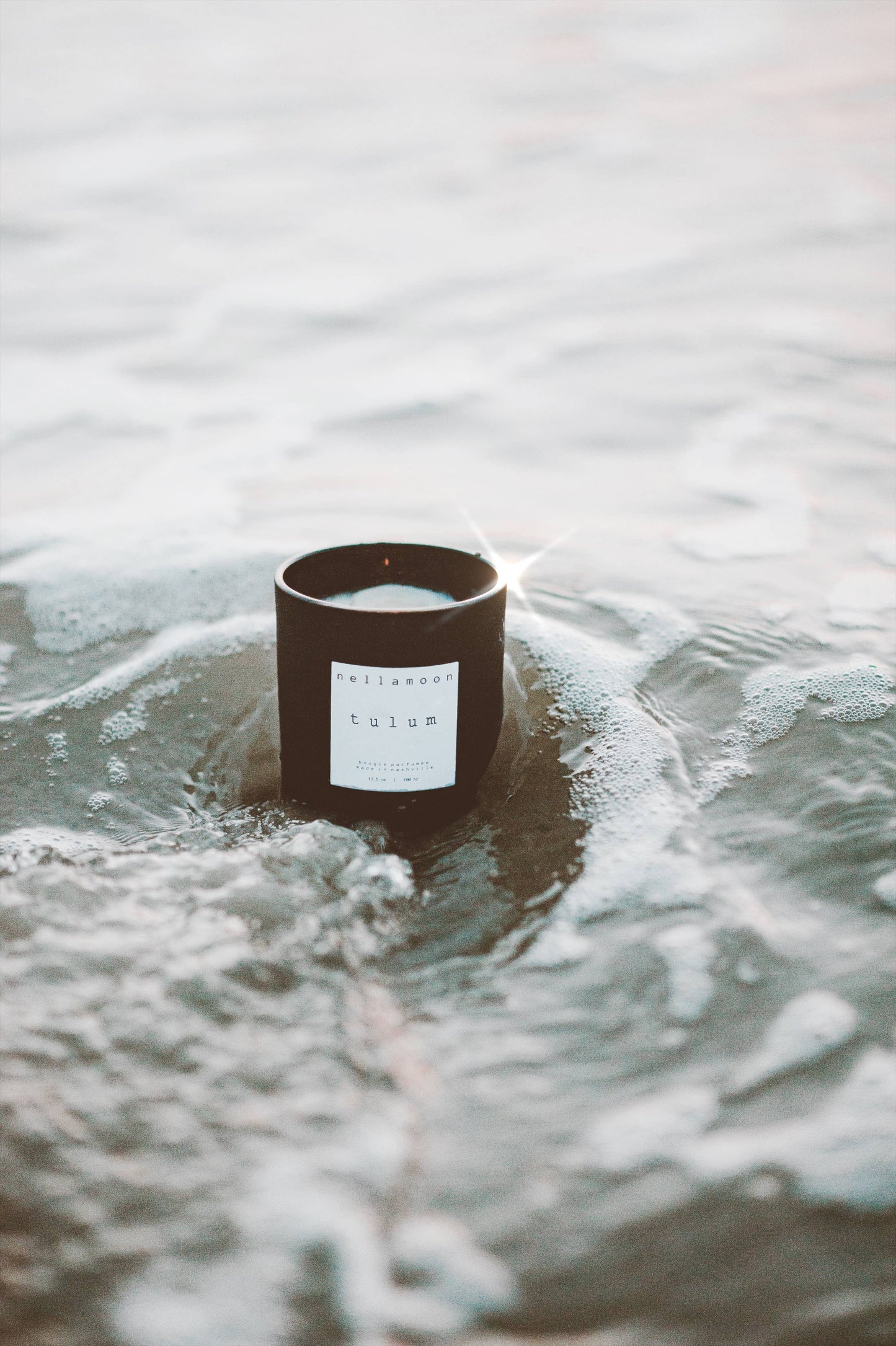 Nellamoon Boyfriend Candle in Tulum