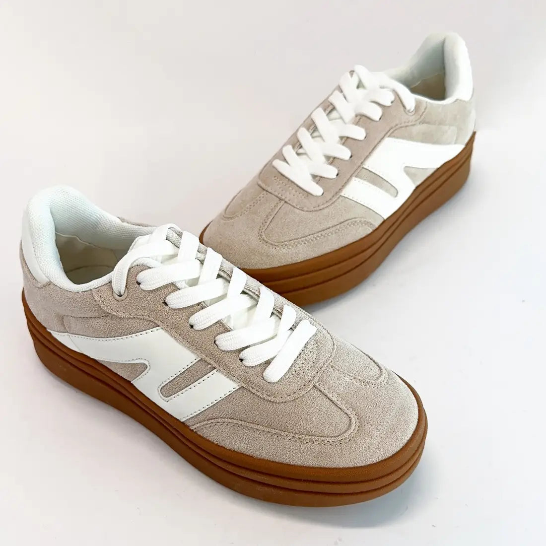 Platform Sneakers - Beige