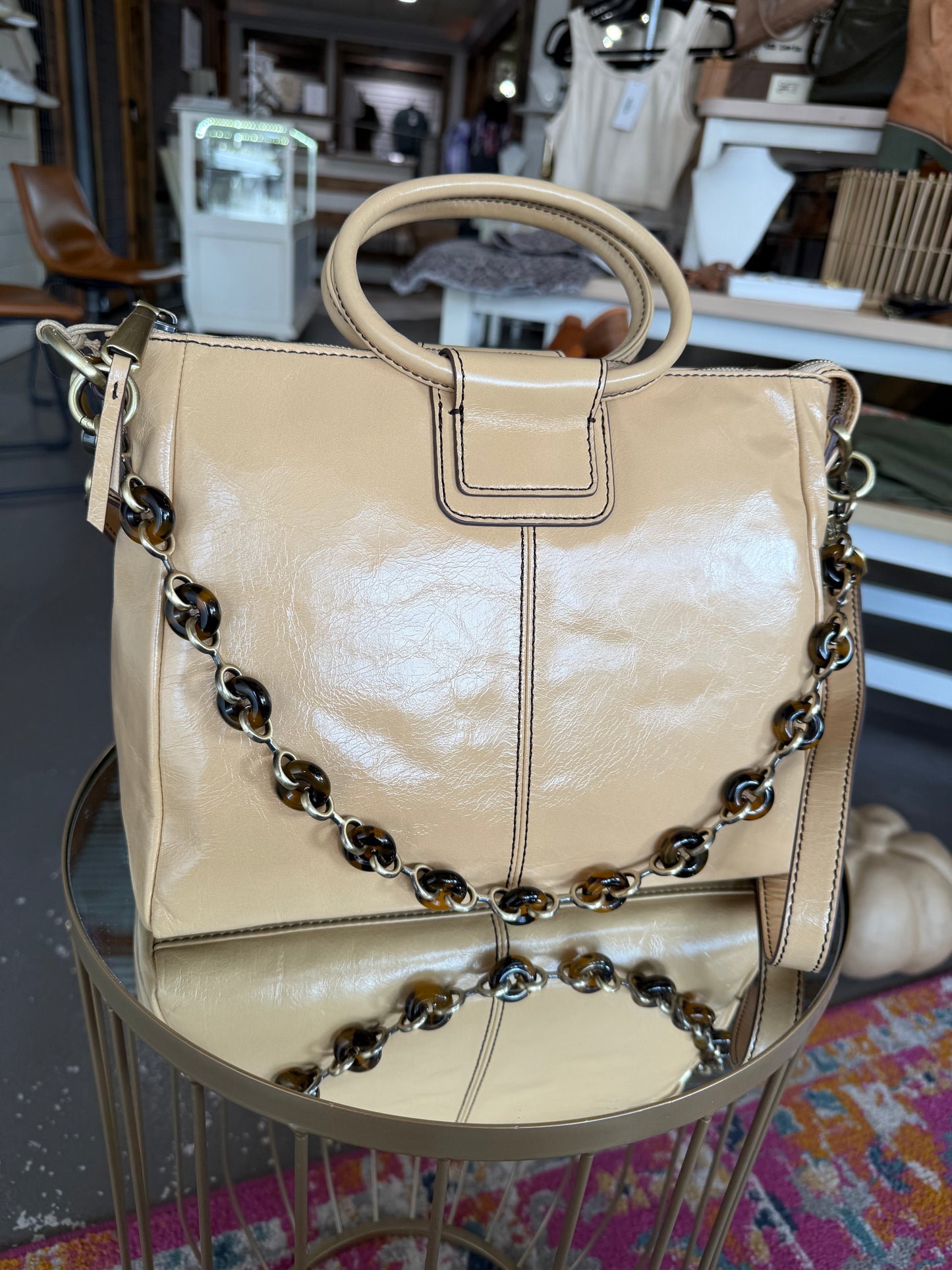 Hobo Desert Sand Medium Sheila Satchel