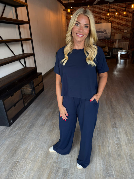 Navy is a Neutral Set