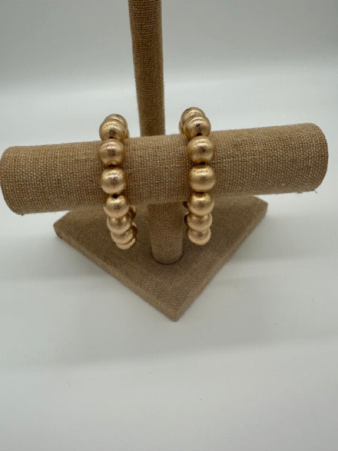 Textured Gold Ball Elastic Bracelt