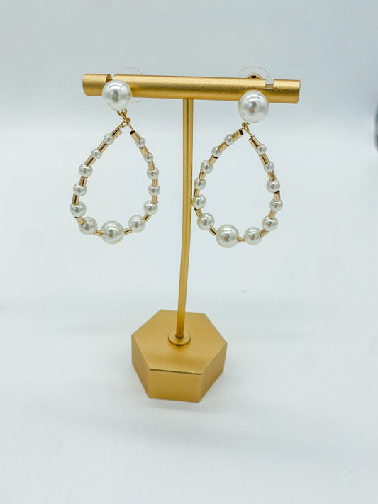 Pearl and Gold Teardrop Earrings