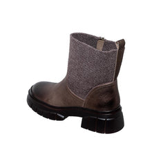 Antelope Mare Boots