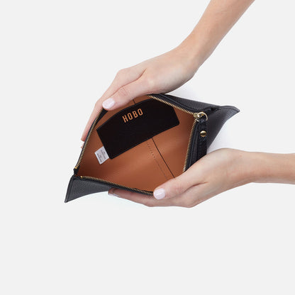 Hobo: Vida Large Pouch - Black